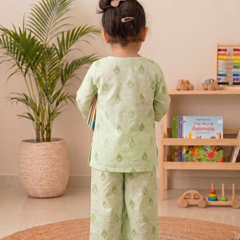Sage Blossom Set - Pista